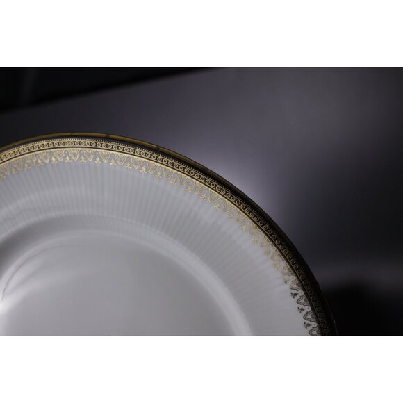 Royal Albert Paragon Clarence 10-3/4" single dinner plate replacement piece - Picture 5 of 10